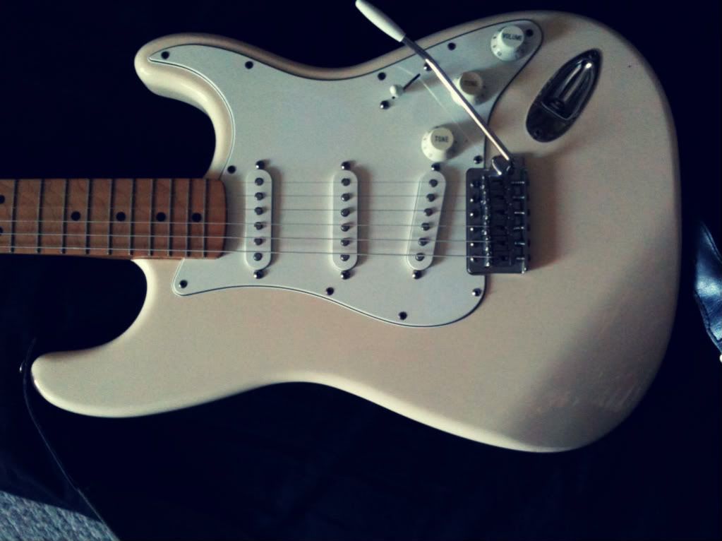 Gibson knobs on Strat? Fender Stratocaster Guitar Forum