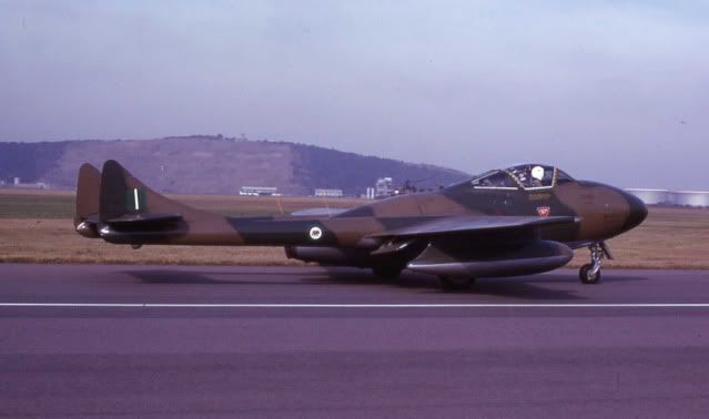 RhAF2sqnVampireT-11SA.jpg