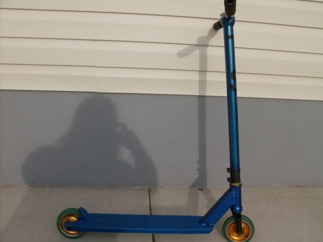 ourscooters032.jpg