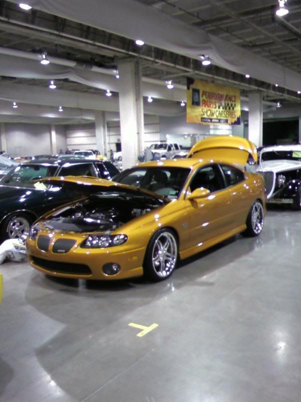 http://i264.photobucket.com/albums/ii196/SK360_PGH/World%20of%20Wheels%202009/4e4ad1f7.jpg?t=1233800430