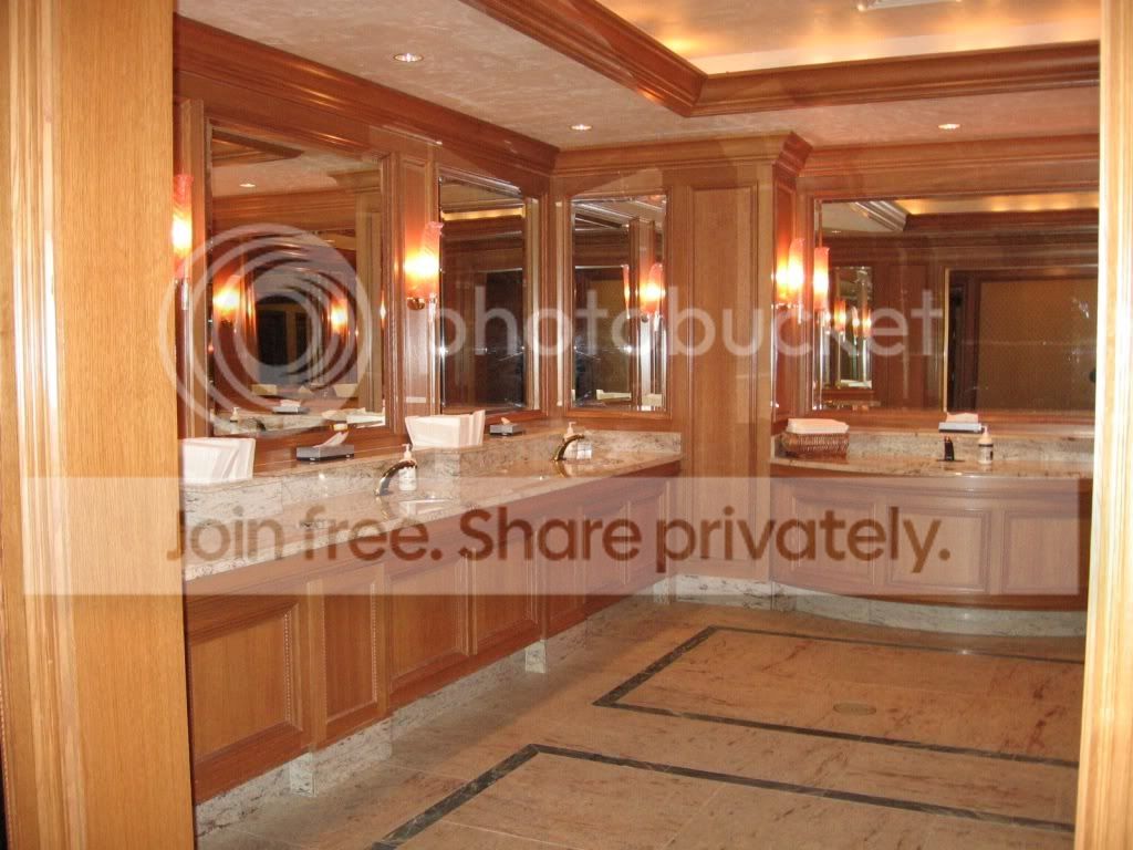 Snowbasinladiesroomsinks.jpg