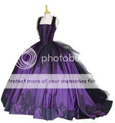 http://i264.photobucket.com/albums/ii175/1234Denise_2008/gothic-wedding-dress.jpg